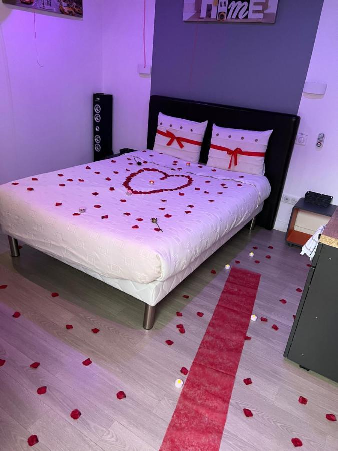Maisonnette Independante ชาร์ตร ภายนอก รูปภาพ